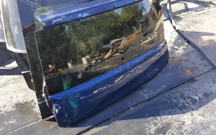 Крышка багажника верхняя на Хонда Элемент за 20 000 тг. в Караганда