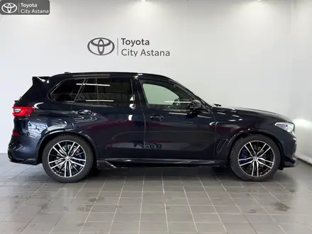 BMW X5 2019 года за 43 990 000 тг. в Астана – фото 19