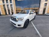 Toyota Sequoia 2012 года за 18 700 000 тг. в Астана
