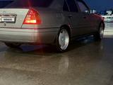 Mercedes-Benz C 180 1993 годаүшін2 500 000 тг. в Алматы – фото 2