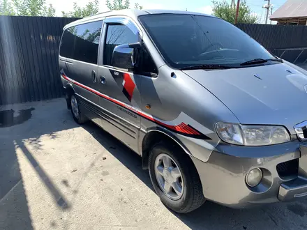 Hyundai Starex 2003 года за 3 000 000 тг. в Шымкент – фото 2