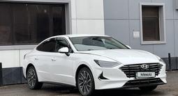 Hyundai Sonata 2022 года за 13 000 000 тг. в Астана – фото 2