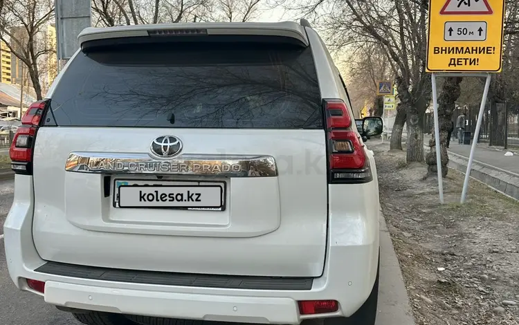 Toyota Land Cruiser Prado 2023 года за 33 000 000 тг. в Алматы