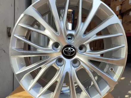 Диски Toyota Camry 70 за 200 000 тг. в Алматы – фото 3