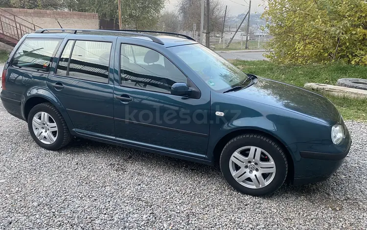 Volkswagen Golf 2002 годаүшін2 400 000 тг. в Шымкент