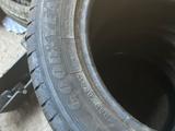 Goodyear 215/55/17r за 20 000 тг. в Астана – фото 5