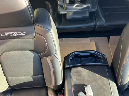 Dodge RAM 2022 года за 65 000 000 тг. в Атырау – фото 20