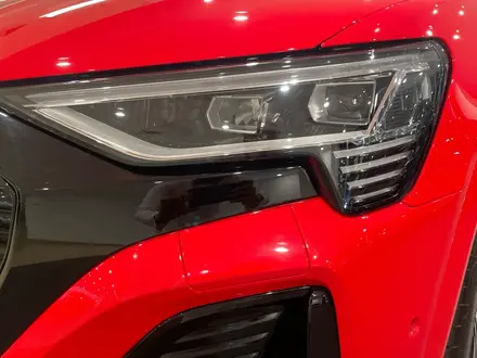Фара Фонарь туманик габарит AUDI BMW Мерседес Porsche VW за 100 тг. в Алматы