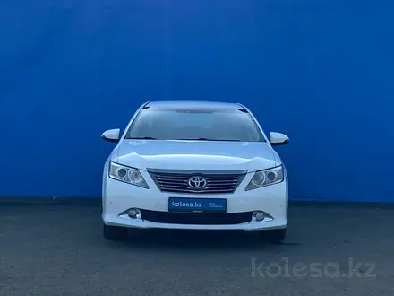 Toyota Camry 2013 года за 8 830 000 тг. в Алматы – фото 2