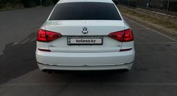 Volkswagen Passat 2016 годаfor6 800 000 тг. в Алматы – фото 2