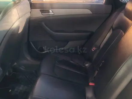 Hyundai Sonata 2015 года за 4 000 000 тг. в Караганда – фото 8