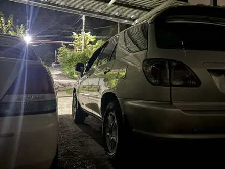 Toyota Harrier 1998 года за 3 800 000 тг. в Алматы