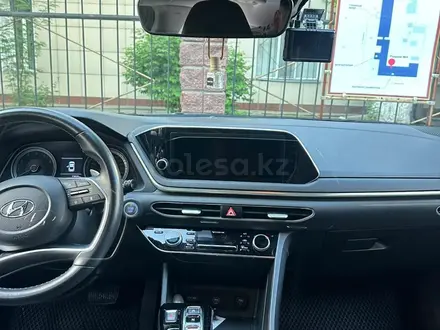 Hyundai Sonata 2021 года за 11 500 000 тг. в Алматы – фото 8