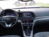 Hyundai Elantra 2018 года за 5 200 000 тг. в Актобе – фото 4