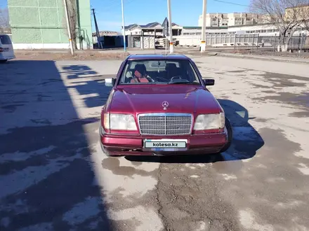 Mercedes-Benz E 280 1993 года за 1 000 000 тг. в Кызылорда