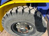 Komatsu  FG20 Коматсу 2.0 тонны 3 метра 2001 годаүшін5 390 000 тг. в Караганда – фото 5