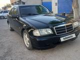 Mercedes-Benz C 200 1996 годаүшін1 800 000 тг. в Тараз – фото 2