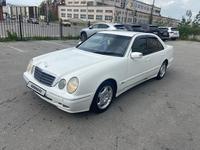 Mercedes-Benz E 200 2001 годаүшін3 050 000 тг. в Астана