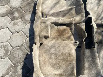 Ковролан, напольное покрытие на Субару Оутбак за 18 000 тг. в Караганда – фото 2