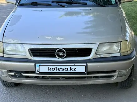 Opel Astra 1997 года за 1 050 000 тг. в Туркестан – фото 3