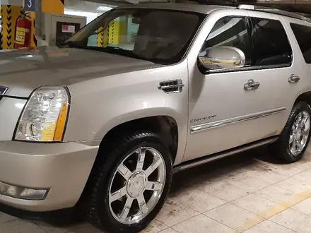 Cadillac Escalade 2007 года за 11 000 000 тг. в Астана – фото 3