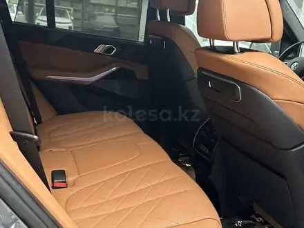 BMW X5 2023 года за 46 200 000 тг. в Алматы – фото 10