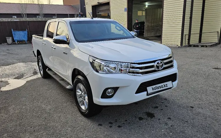 Toyota Hilux 2019 года за 13 000 000 тг. в Атырау