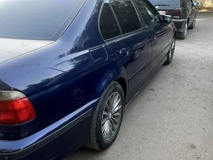 BMW 528 1997 года за 3 100 000 тг. в Балхаш – фото 6