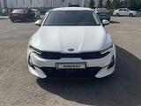 Kia K5 2020 года за 11 900 000 тг. в Астана