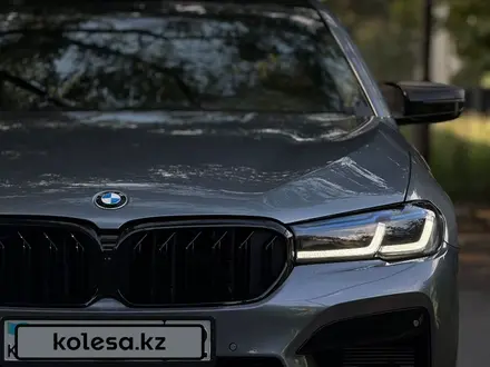 BMW 530 2017 года за 15 800 000 тг. в Алматы – фото 2