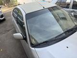 Toyota Avensis 1999 годаүшін800 000 тг. в Петропавловск – фото 3
