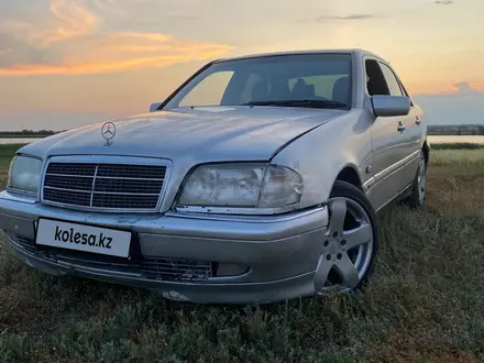 Mercedes-Benz C 200 1997 года за 1 200 000 тг. в Костанай