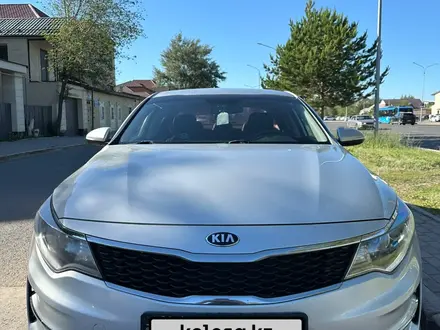 Kia K5 2016 года за 7 000 000 тг. в Астана