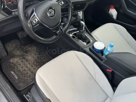 Volkswagen Jetta 2018 года за 6 950 000 тг. в Уральск – фото 11