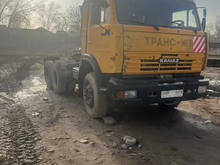 КамАЗ  54115 2010 года за 6 000 000 тг. в Алматы – фото 2
