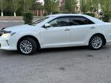 Toyota Camry 2015 года за 10 000 000 тг. в Астана – фото 2