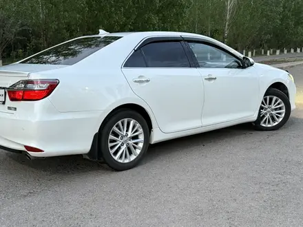 Toyota Camry 2015 года за 10 000 000 тг. в Астана – фото 3