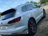 Volkswagen Touareg 2021 года за 36 000 000 тг. в Уральск – фото 2