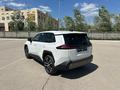 Toyota RAV4 Luxe+ HEV 2026 года за 28 990 000 тг. в Актобе – фото 7
