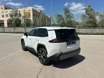 Toyota RAV4 Luxe+ HEV 2026 года за 28 990 000 тг. в Актобе – фото 7