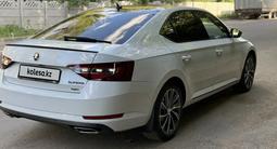 Skoda Superb 2019 года за 13 500 000 тг. в Алматы – фото 4