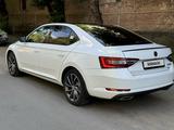 Skoda Superb 2019 года за 13 500 000 тг. в Алматы – фото 5