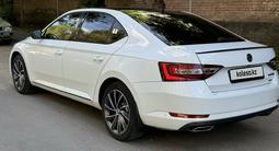Skoda Superb 2019 года за 13 500 000 тг. в Алматы – фото 5