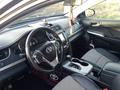 Toyota Camry 2013 годаүшін8 700 000 тг. в Актобе – фото 2