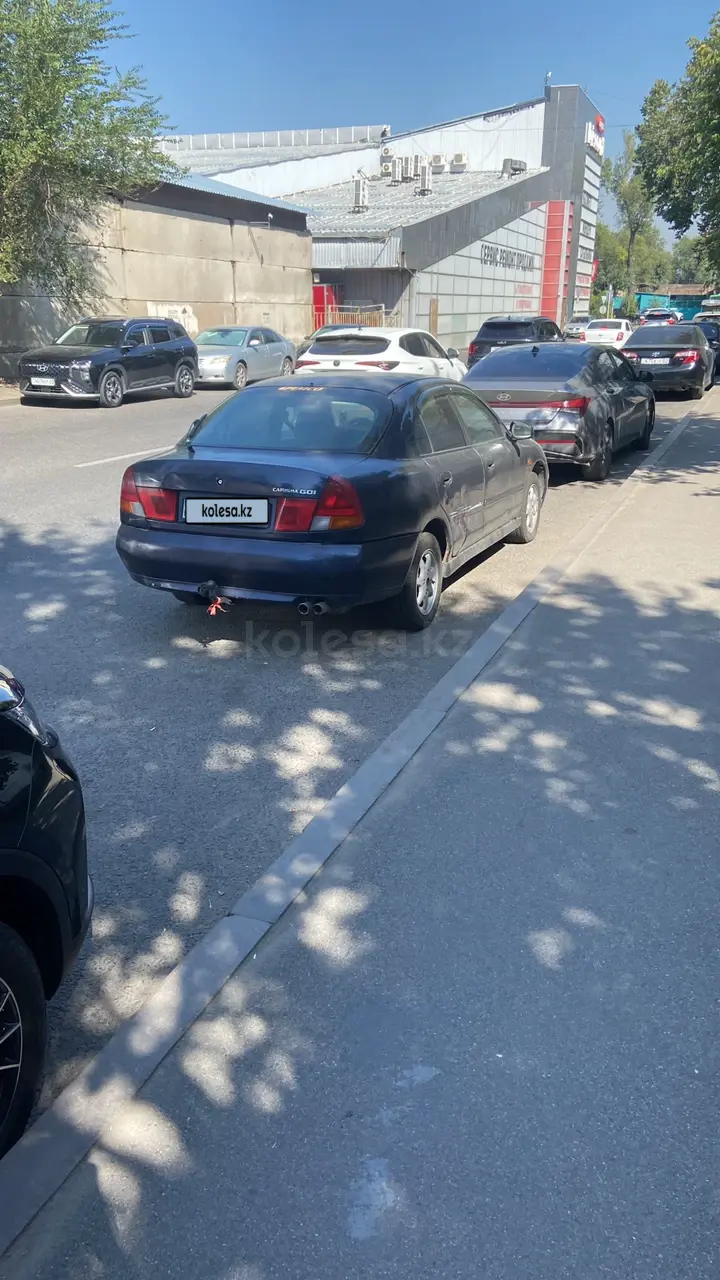 Mitsubishi Carisma, 1999