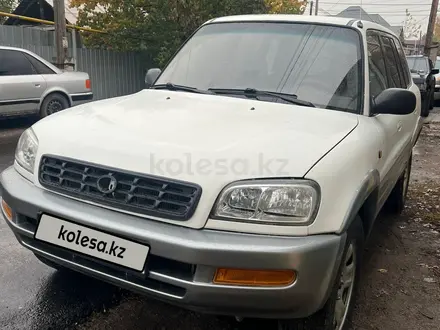 Toyota RAV4 2000 года за 3 500 000 тг. в Алматы – фото 3