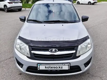ВАЗ (Lada) Granta 2190 2018 года за 2 580 000 тг. в Астана