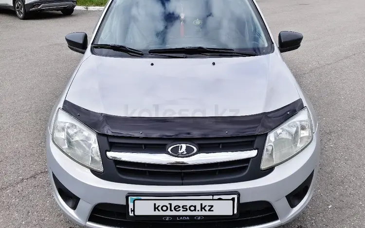 ВАЗ (Lada) Granta 2190 2018 года за 2 580 000 тг. в Астана
