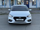Hyundai Accent 2018 года за 5 500 000 тг. в Уральск – фото 2