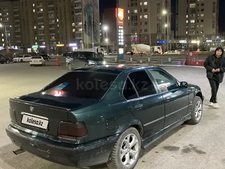 BMW 318 1994 года за 350 000 тг. в Астана – фото 4